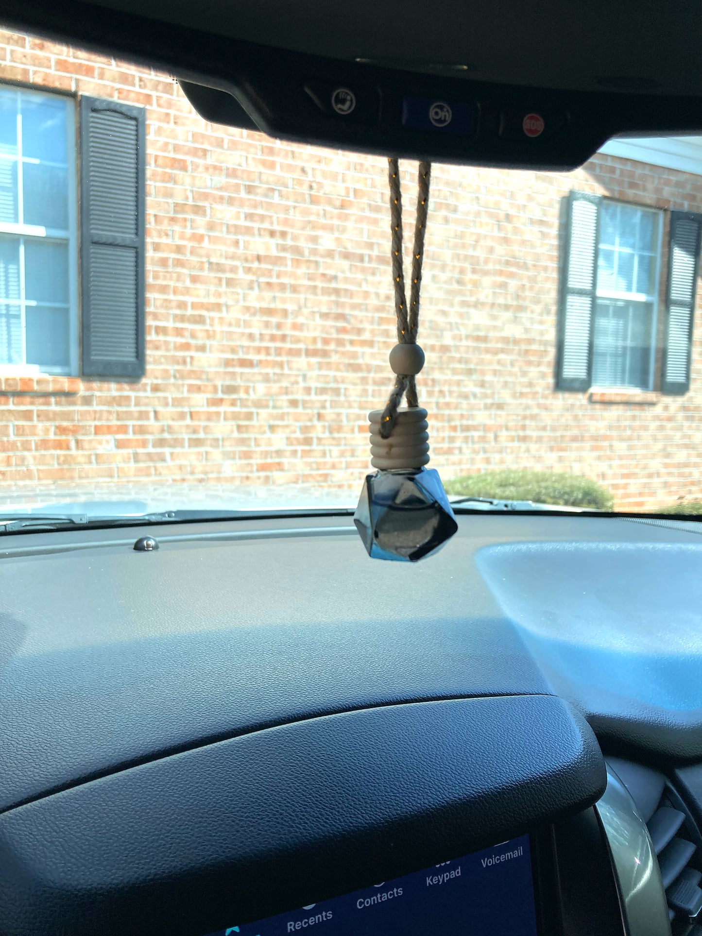 CAR FRAGRANCE